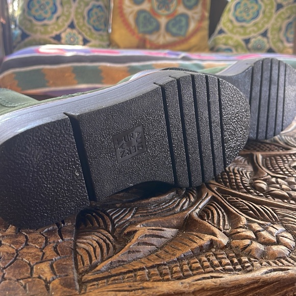 Naturalizer Wylie Suede Platform Booties green 6.5 wide boots soft - Picture 4 of 5